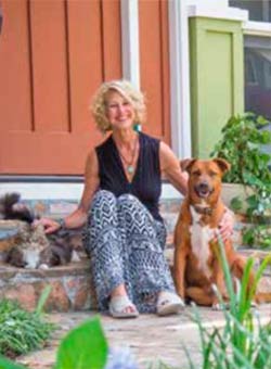 Suzie Smith, Pet Friendly Agent with Carolina One Real Estate.